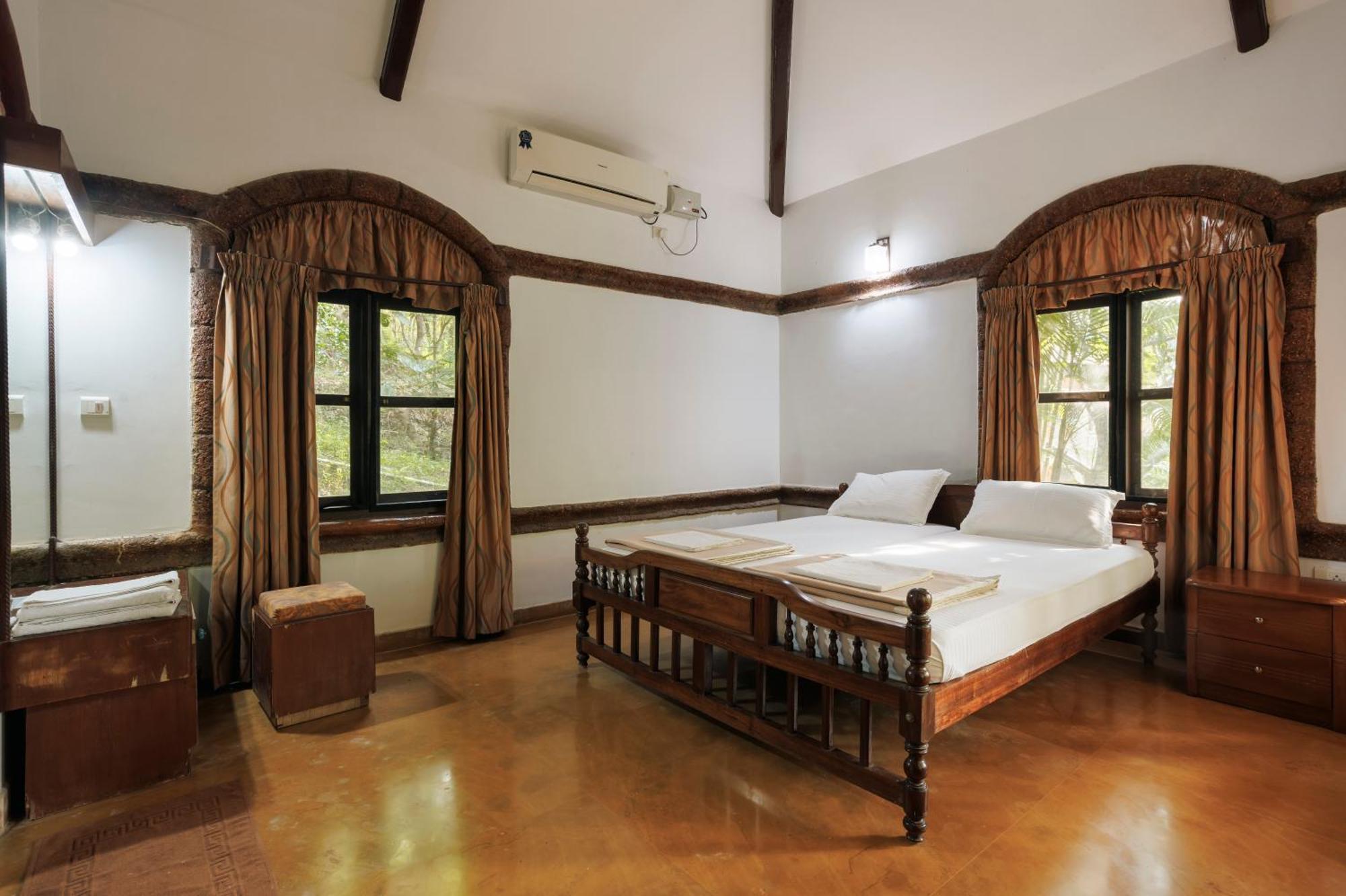 Sai Vishram Beach Resort Bainduru Exterior photo